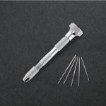 MINI TALADRO MANUAL CON 5 BROCAS